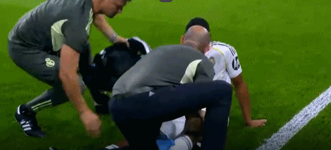 在本场欧冠, 浦的续约合 在本场欧冠, 浦的续约合